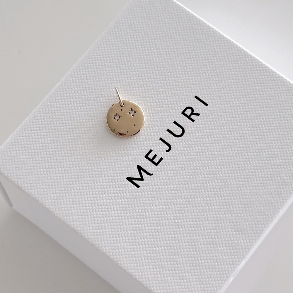 Mejuri Libra Zodiac Charm Pendant